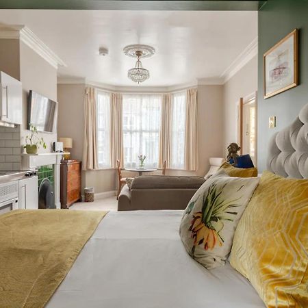 Deco Studio: King Bed, Kitchenette, Stylish & Comfortable Brighton Eksteriør bilde